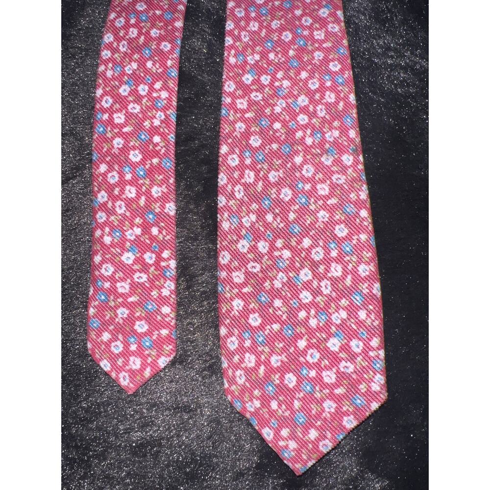The Tie Bar Floral Cotton Neck Tie 100% Cotton 2.5” Wide 63” Long